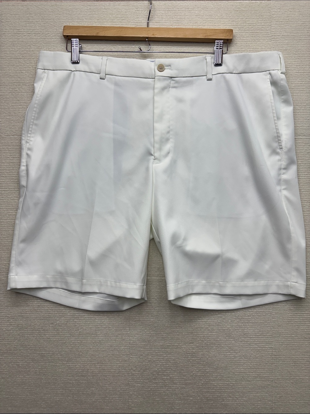 Peter Millar White Performance Flat Front Shorts